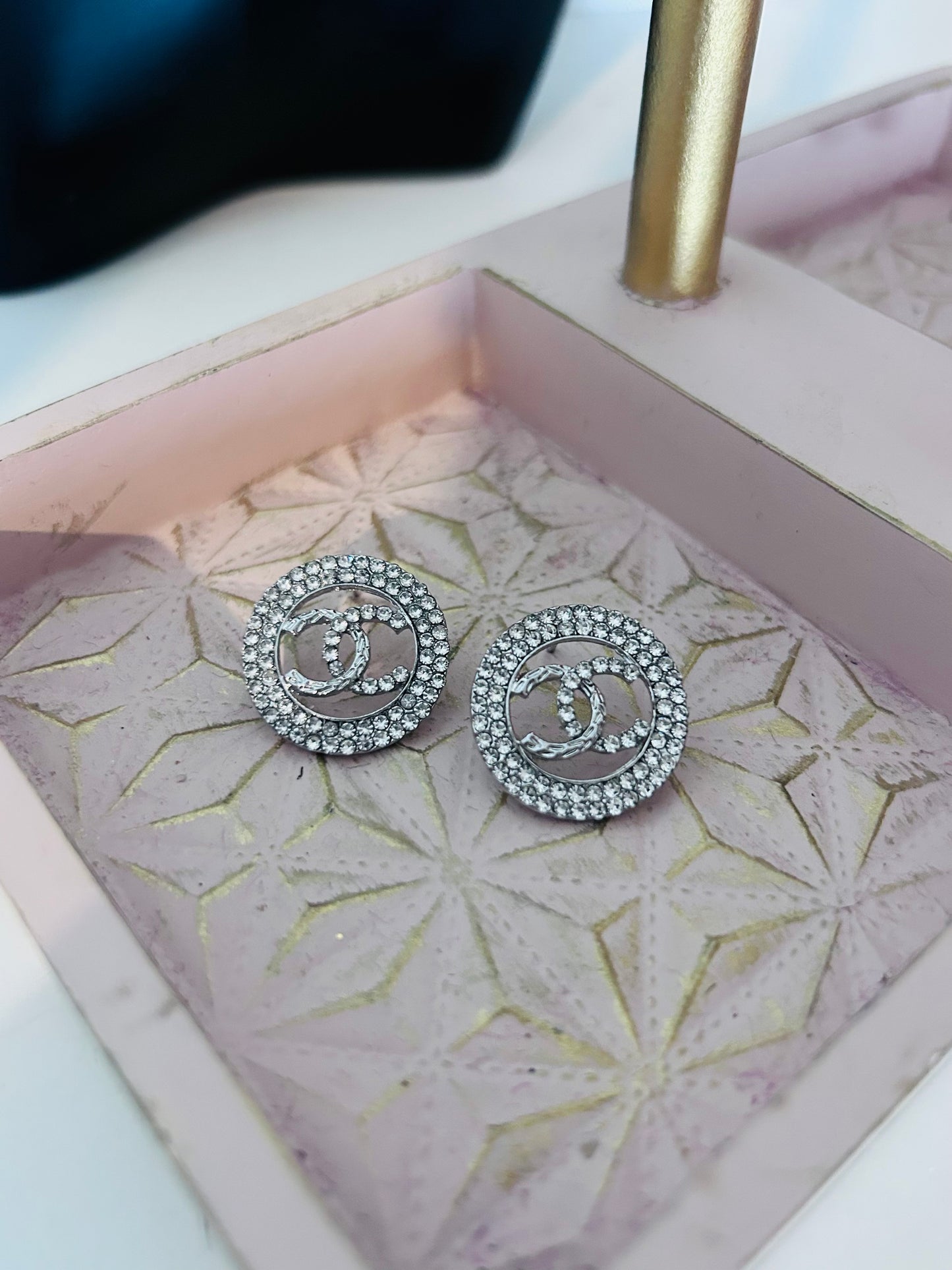 Circle Rhinestone CiCi