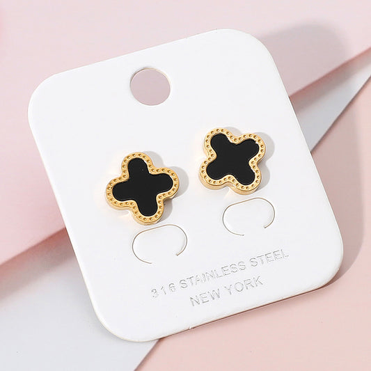 Quartrefoil Post Earrings