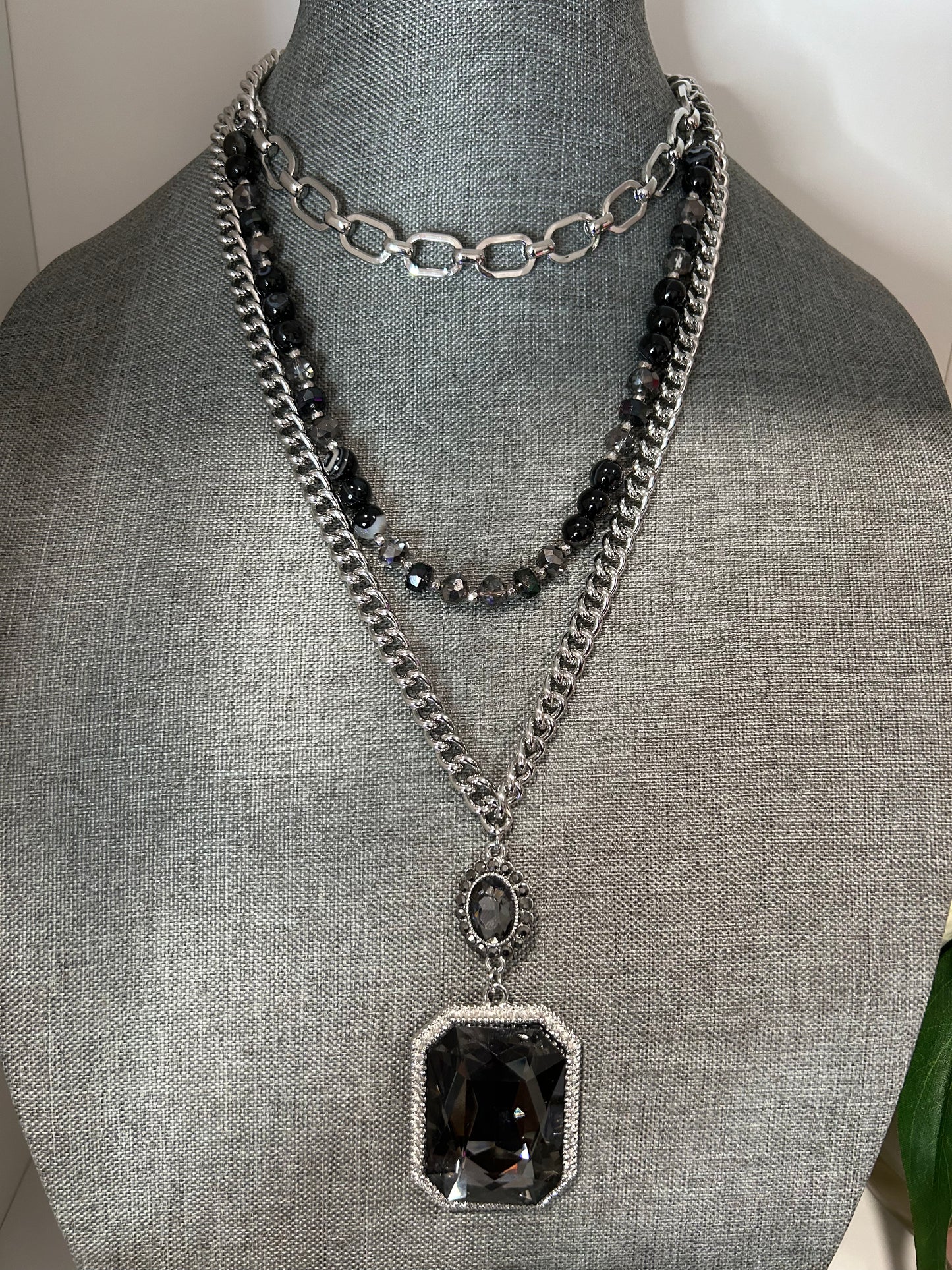 Joyful Pendant Necklace - Silver